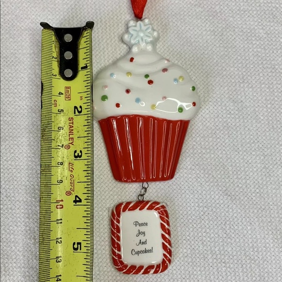 Amscan Grasslands Road Cupcake Christmas Tree Ornament Peace Joy & Cupcakes - Picture 6 of 7